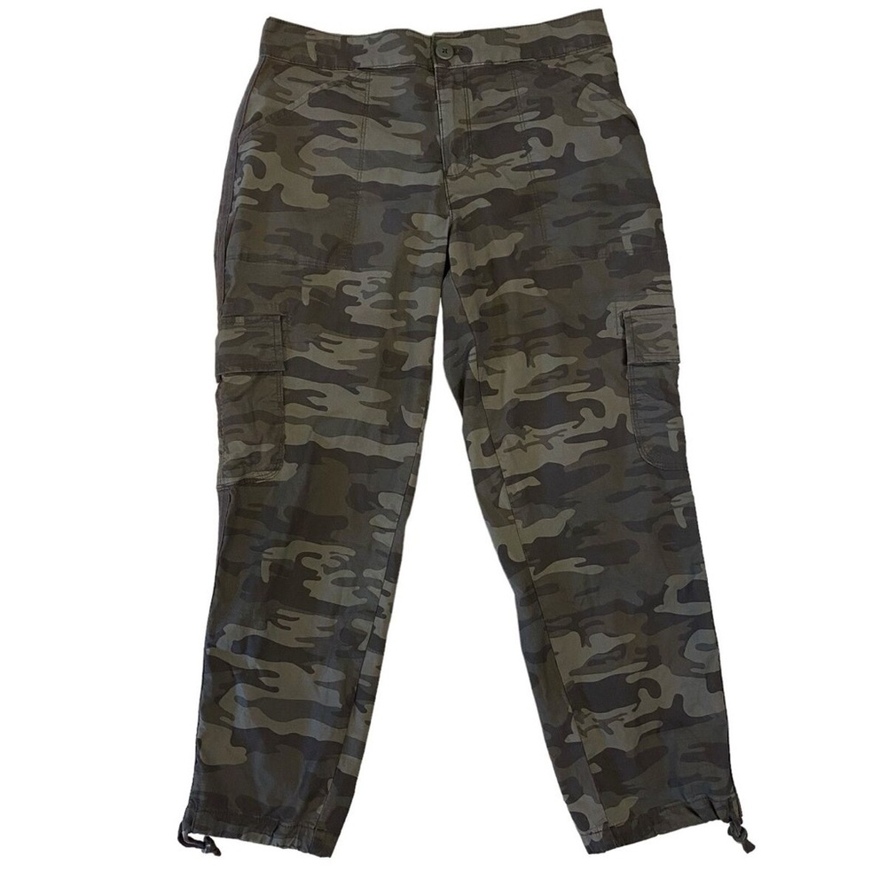 Sanctuary Size 29 Surplus Cargo Pants Small Camo Capri